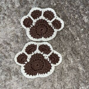 Crochet paw print coaster brown and off white set of 2